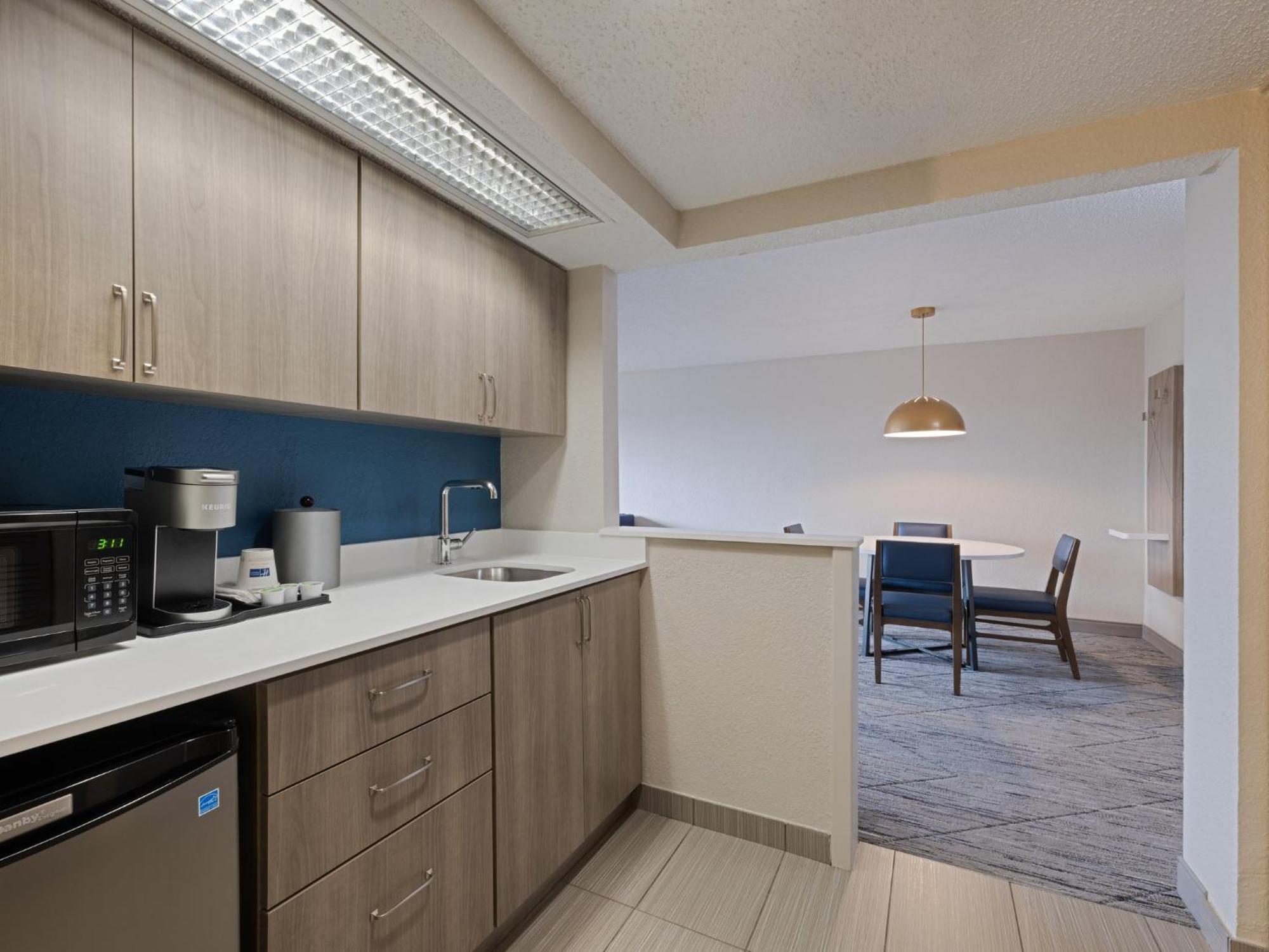 Holiday Inn Express Hotel & Suites Ft. Lauderdale-Plantation By Ihg Экстерьер фото