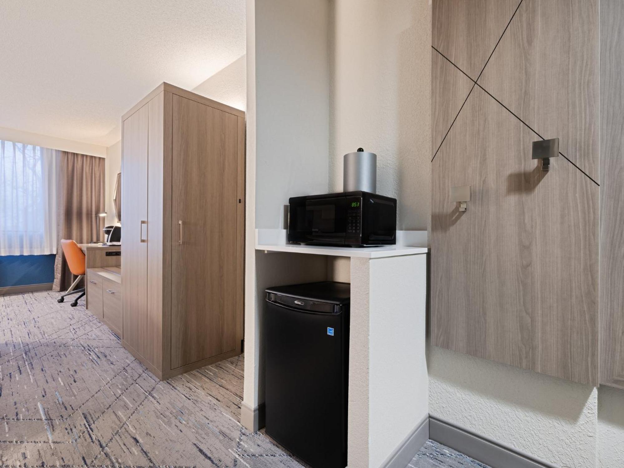 Holiday Inn Express Hotel & Suites Ft. Lauderdale-Plantation By Ihg Экстерьер фото
