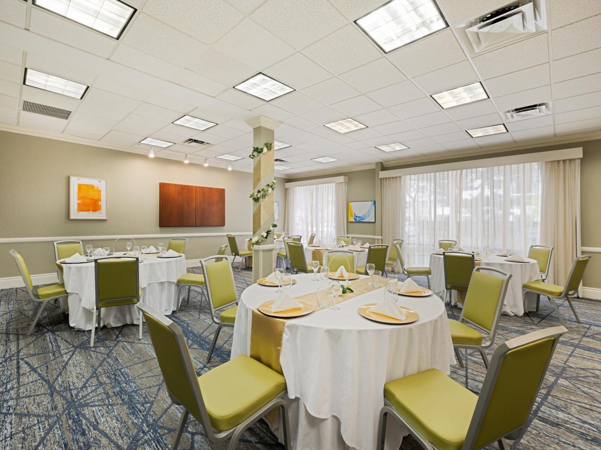 Holiday Inn Express Hotel & Suites Ft. Lauderdale-Plantation By Ihg Экстерьер фото