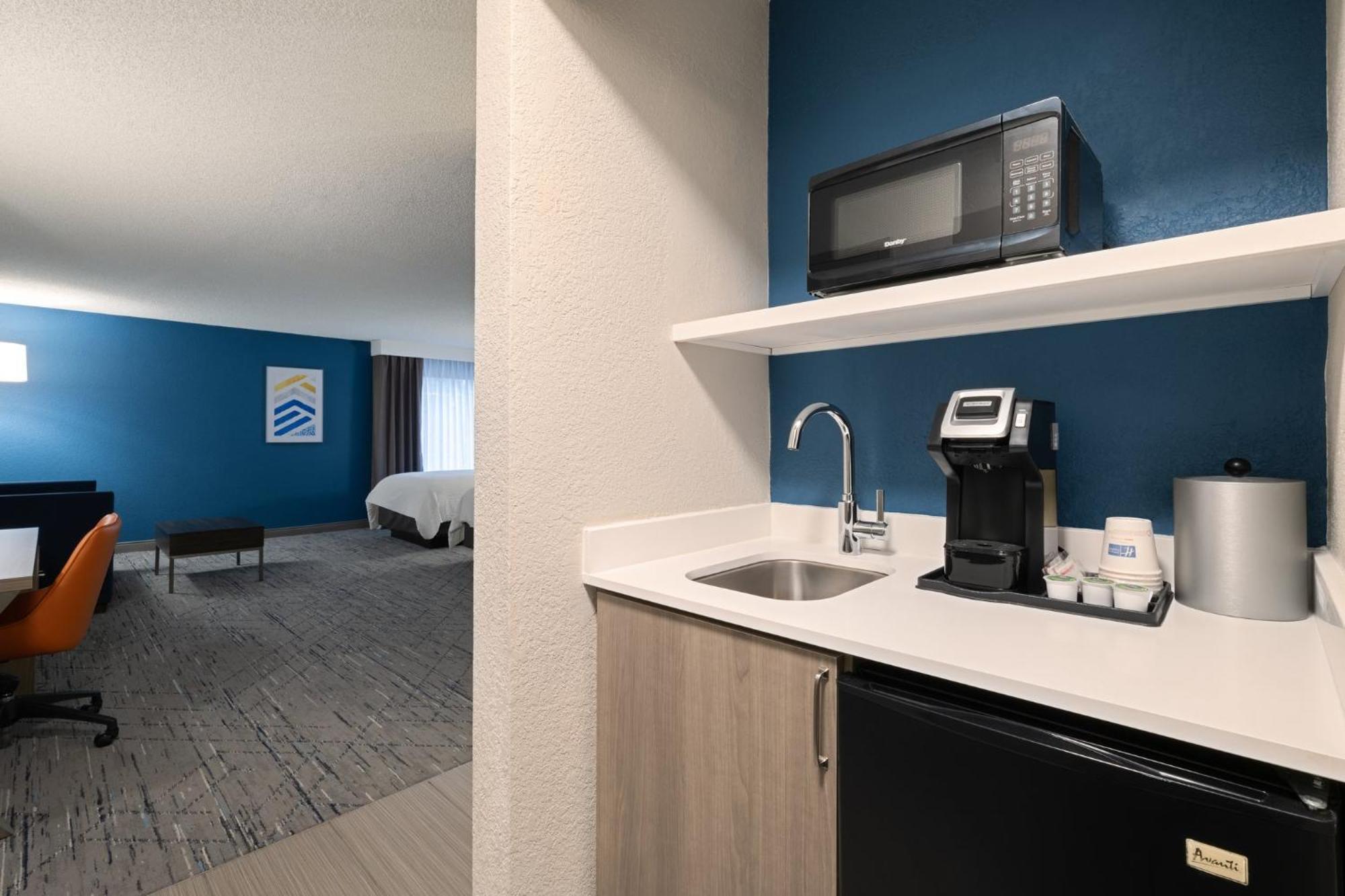 Holiday Inn Express Hotel & Suites Ft. Lauderdale-Plantation By Ihg Экстерьер фото