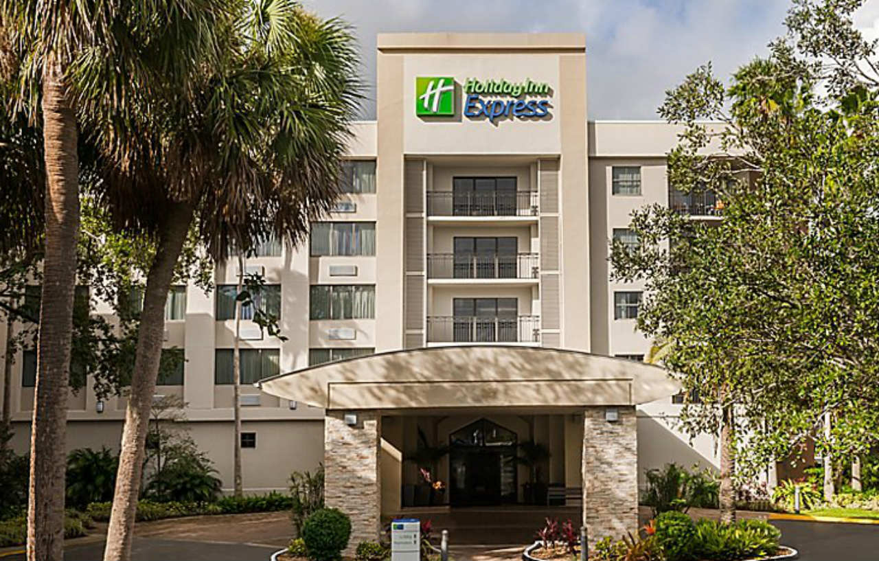 Holiday Inn Express Hotel & Suites Ft. Lauderdale-Plantation By Ihg Экстерьер фото